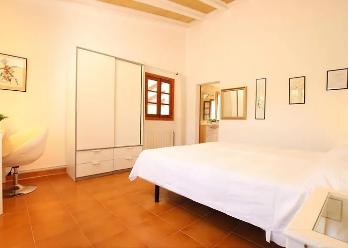 Charming For Two People By Renthousing